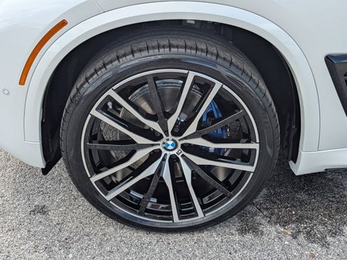 New 2026 BMW X5 xDrive40i w/ M Sport Package image 14