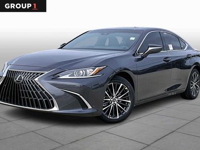 New 2025 Lexus ES 350 w/ Premium Package