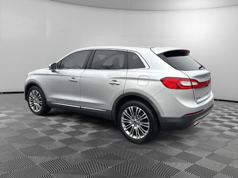 Used 2016 Lincoln MKX Reserve w/ Climate Package image 3
