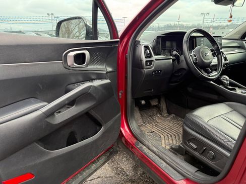 Used 2021 Kia Sorento S w/ Panoramic Sunroof Package image 7