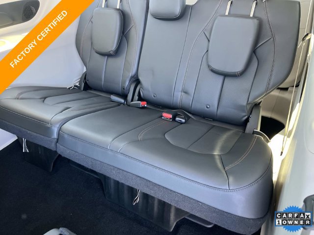 Used 2019 Chrysler Pacifica Touring-L FWD image 20
