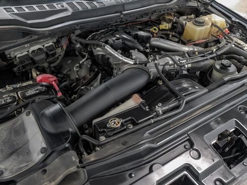 Used 2019 Ford F250 Lariat w/ Lariat Ultimate Package image 59