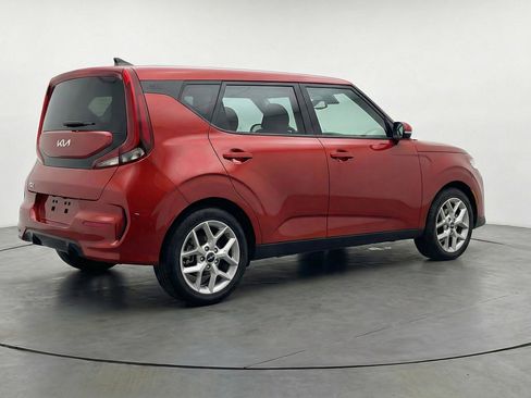 Used 2025 Kia Soul LX w/ LX Technology Package image 9
