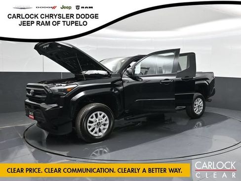 Used 2025 Toyota Tacoma SR AWD/4WD image 54