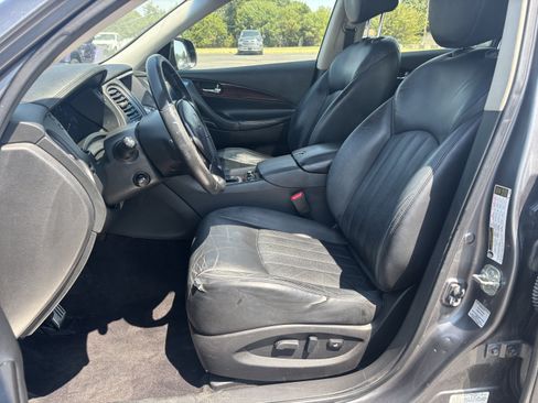 Used 2017 INFINITI QX50 AWD w/ Technology Package image 8