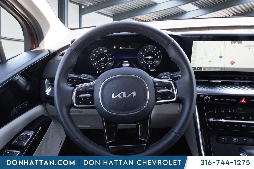 Used 2024 Kia Carnival SX Prestige FWD image 5