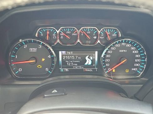 Used 2018 Chevrolet Silverado 2500 High Country w/ Duramax Plus Package AWD/4WD image 8