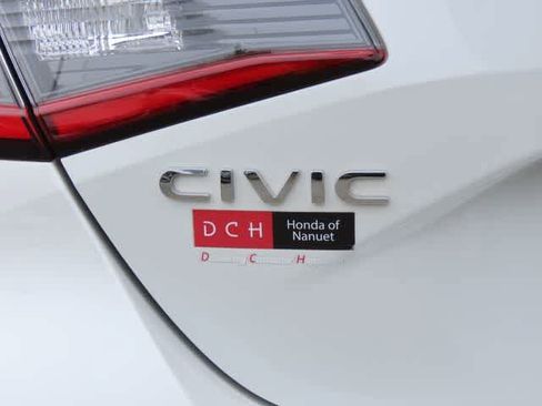 Used 2024 Honda Civic Sport image 7