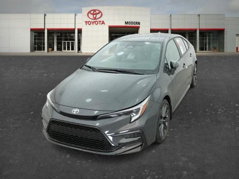 New 2026 Toyota Corolla SE FWD image 3