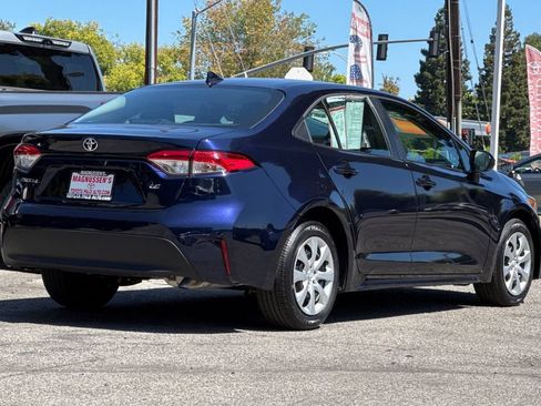 Certified 2025 Toyota Corolla LE FWD image 3
