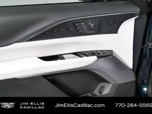 New 2026 Cadillac Lyriq Premium Luxury image 6