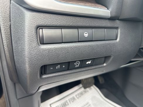 Used 2024 Nissan Rogue Platinum image 13