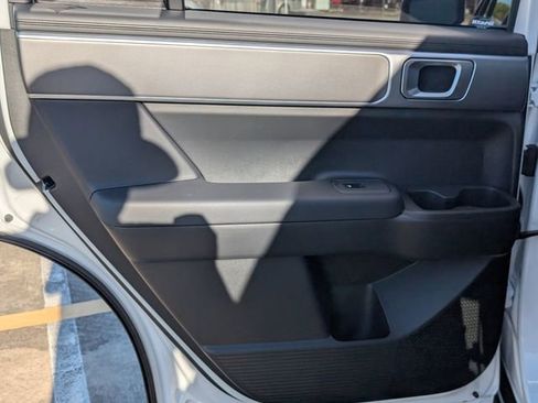 New 2026 Hyundai Santa Fe SE image 23