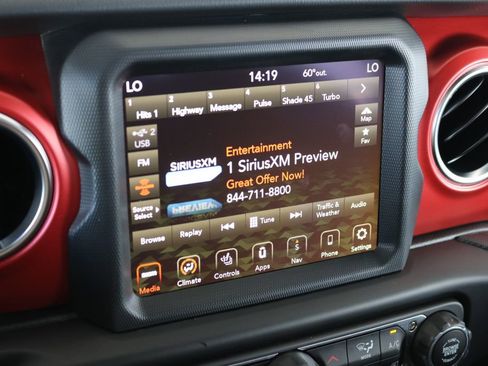 Used 2022 Jeep Gladiator Rubicon w/ LED Lighting Group image 52