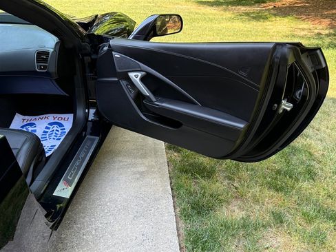 Used 2016 Chevrolet Corvette Stingray Coupe w/ Carbon Flash Badge Package RWD image 56