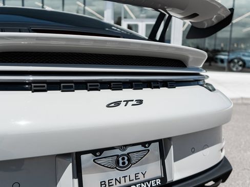 Used 2024 Porsche 911 GT3 RWD image 10