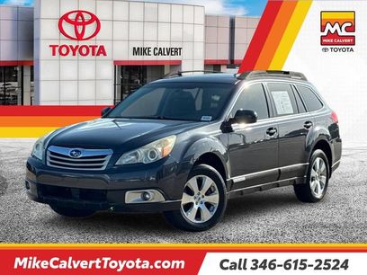 Used 2011 Subaru Outback 3.6R Limited w/ PWR Moonroof Pkg