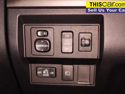 Used 2018 Toyota Tundra SR5 w/ SR5 Upgrade Package image 21