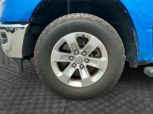 Used 2020 RAM 1500 Laramie AWD/4WD image 11