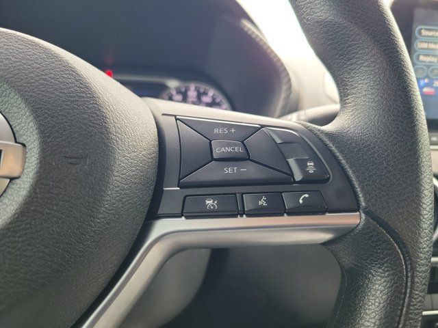 Certified 2023 Nissan Sentra SV FWD image 24