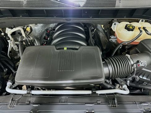 Used 2019 Chevrolet Silverado 1500 LTZ w/ LTZ Texas Edition RWD image 31