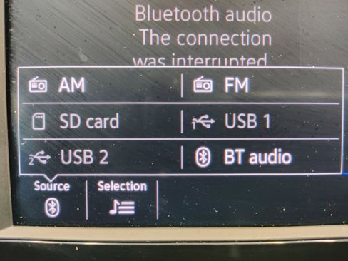 Used 2024 Volkswagen Taos S w/ MDO Package image 19