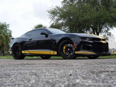 Used 2020 Chevrolet Camaro ZL1 RWD image 36