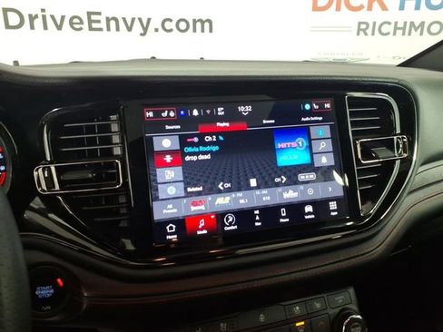 Used 2025 Dodge Durango GT image 21