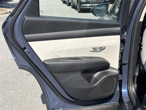 New 2026 Hyundai Tucson SE image 21
