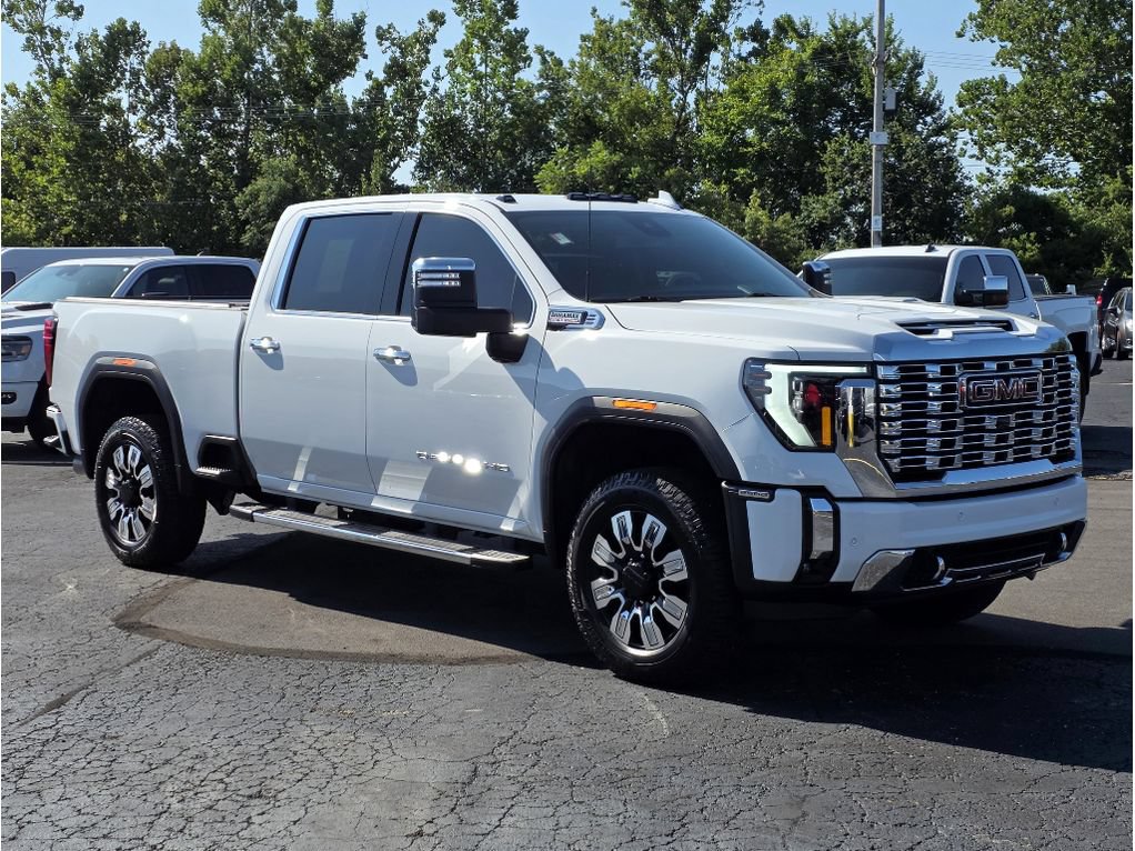 Used 2025 GMC Sierra 2500 Denali w/ Max Trailering Package AWD/4WD image 27