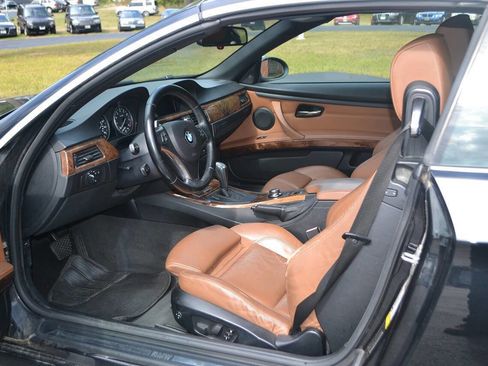 Used 2008 BMW 335i Convertible image 4