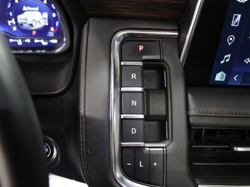 Used 2023 Chevrolet Tahoe High Country AWD/4WD image 56