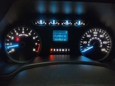 Used 2018 Ford F150 XLT image 23