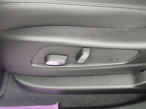 New 2025 Cadillac XT5 Luxury w/ LPO, Red Accent Package image 6