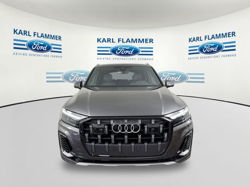 Used 2025 Audi Q7 2.0T Premium w/ Convenience Package AWD/4WD image 2