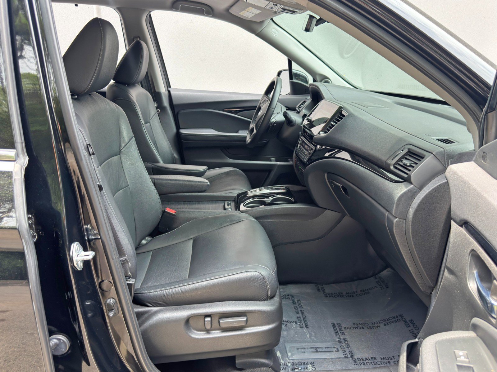 Used 2022 Honda Pilot Touring image 15