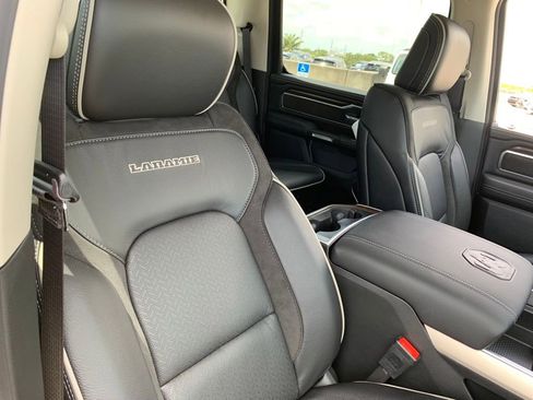 Used 2022 RAM 1500 Laramie image 17