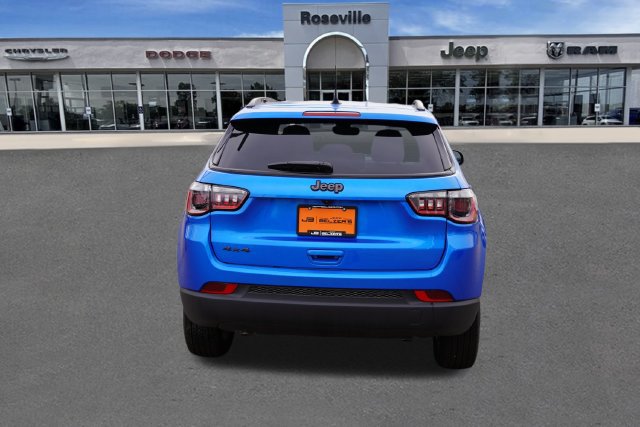 New 2026 Jeep Compass Latitude AWD/4WD image 5