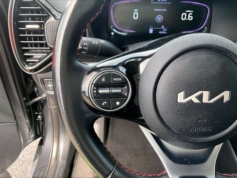 Used 2023 Kia Soul GT-Line FWD image 23