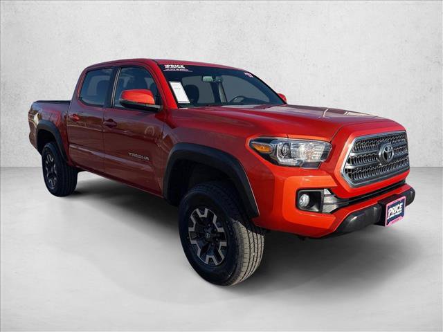 Used 2017 Toyota Tacoma TRD Off-Road w/ Premium & Technology Package AWD/4WD image 3