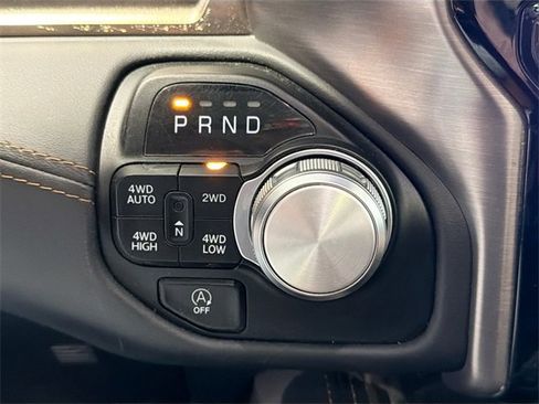 Used 2022 RAM 1500 Limited w/ Body Color Bumper Group image 15