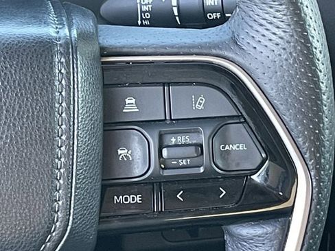 Used 2023 Toyota Sequoia Limited image 13