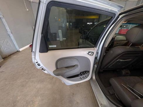 Used 2001 Chrysler PT Cruiser FWD image 24