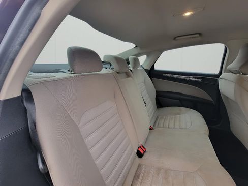 Used 2017 Ford Fusion S image 27