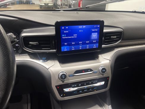 Used 2022 Ford Explorer Timberline image 29