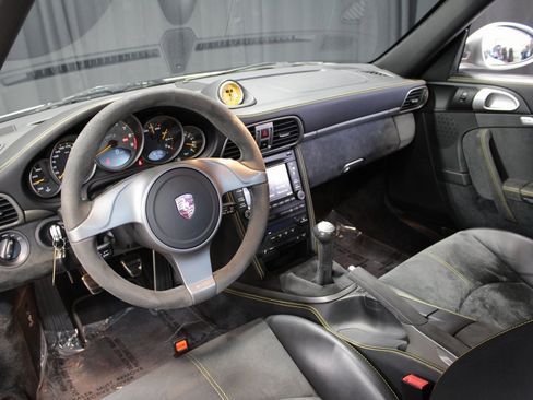 Used 2010 Porsche 911 GT3 image 4