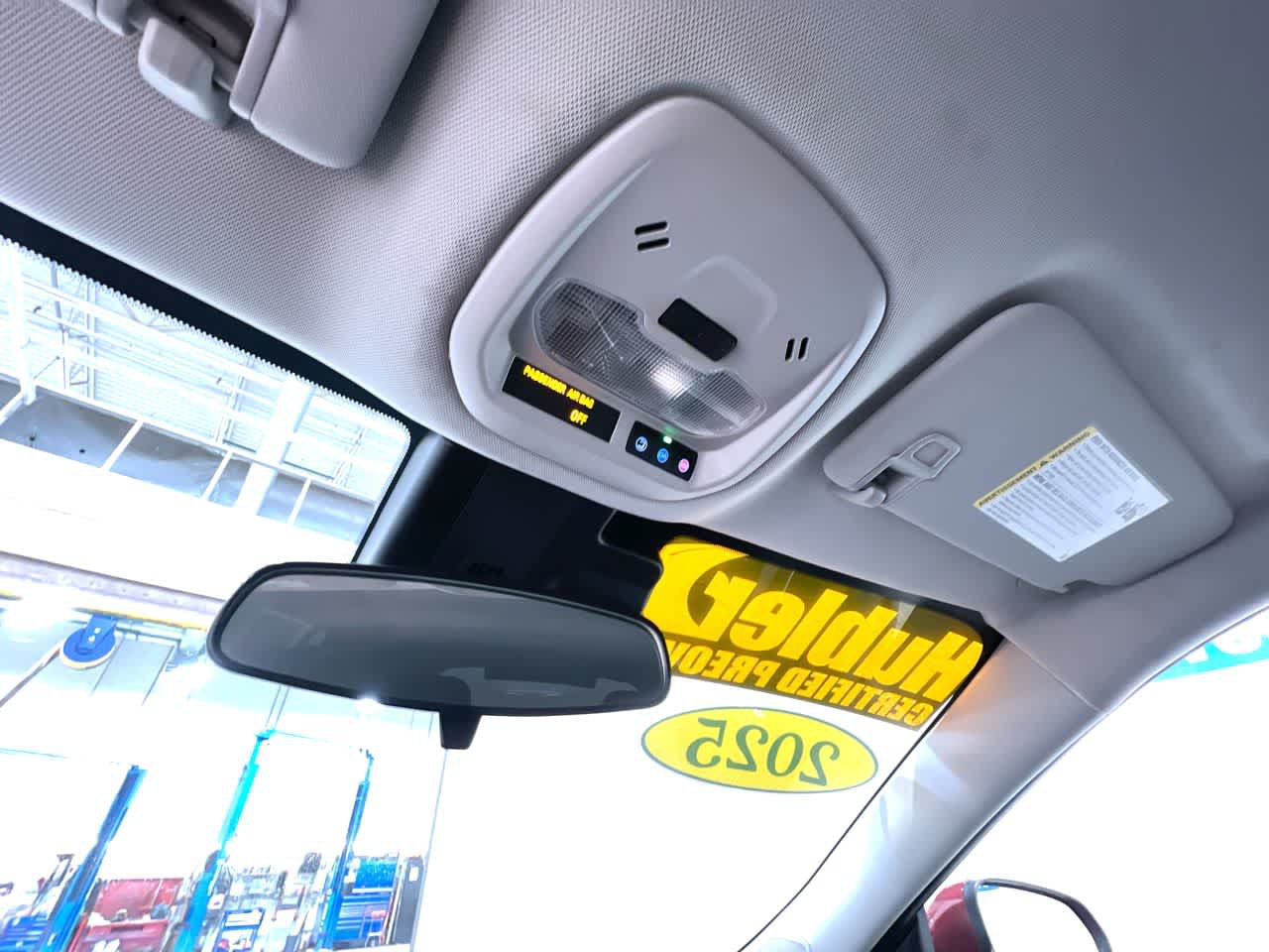 Used 2025 Chevrolet Trax LT FWD image 31
