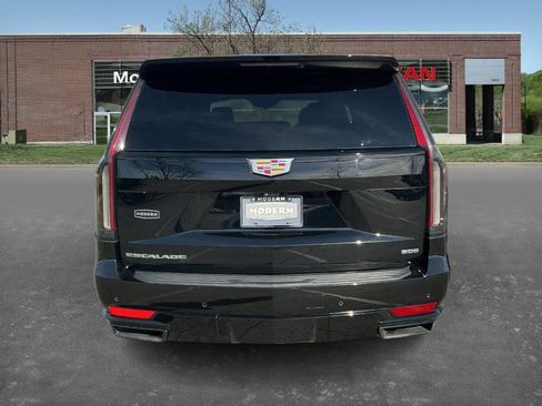 Used 2023 Cadillac Escalade ESV Sport image 3