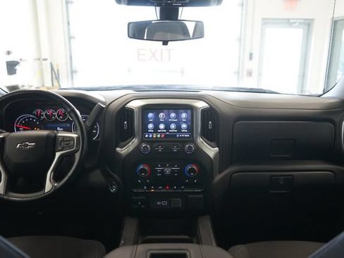 Used 2020 Chevrolet Silverado 1500 LT Trail Boss AWD/4WD image 30