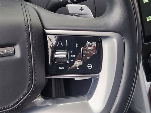 Used 2023 Land Rover Range Rover Long Wheelbase SE image 28